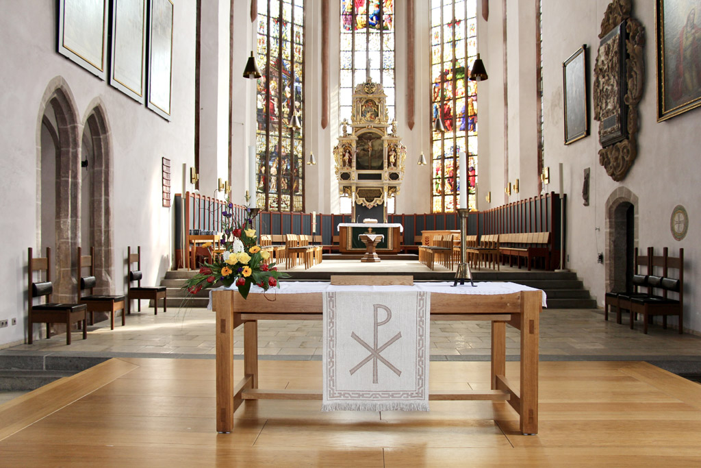 Altar und Chorraum der Kirche St. Johannis, Foto: Hans-Martin Goede